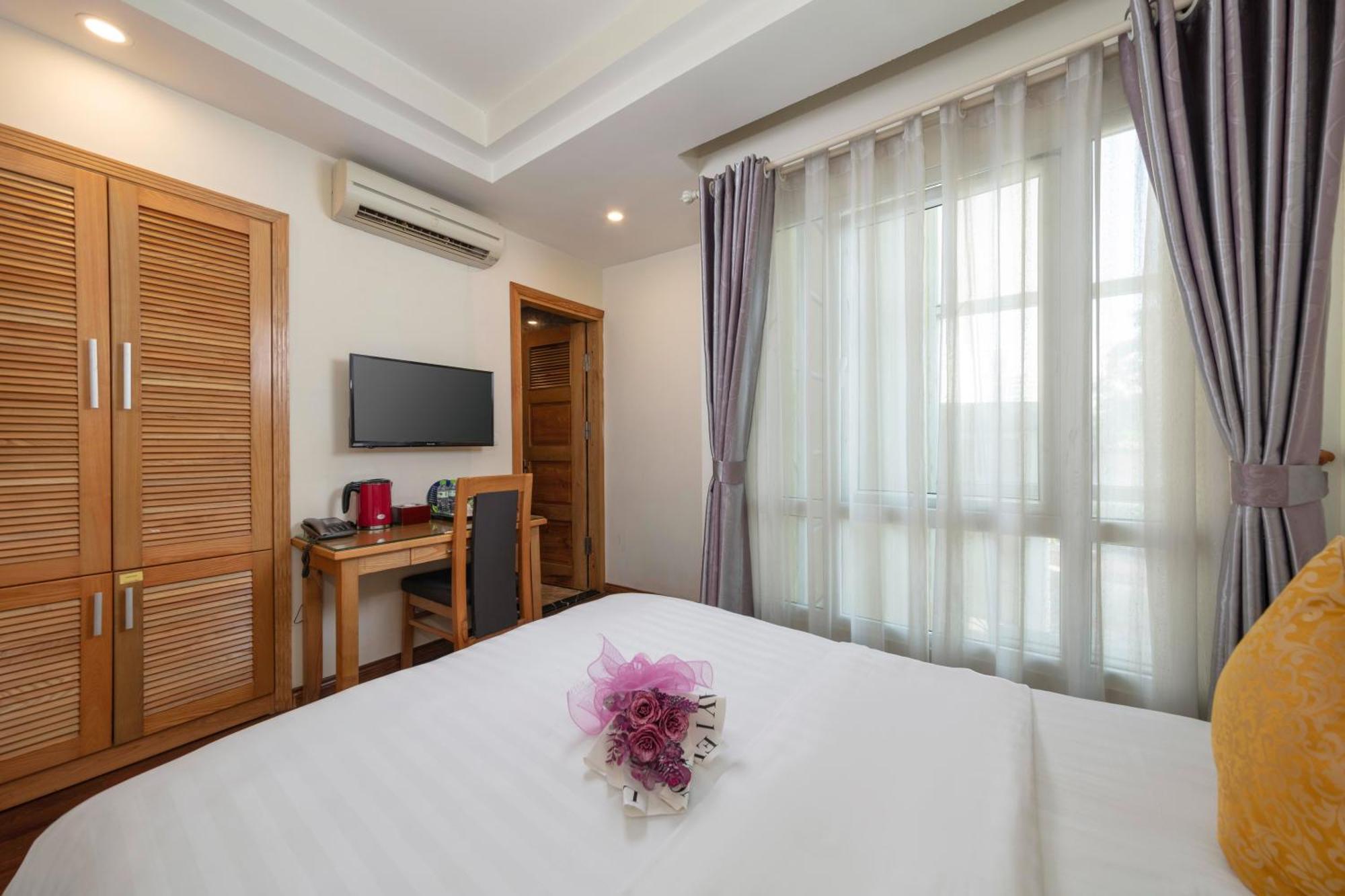 Hanoi Sky Hotel Exterior photo