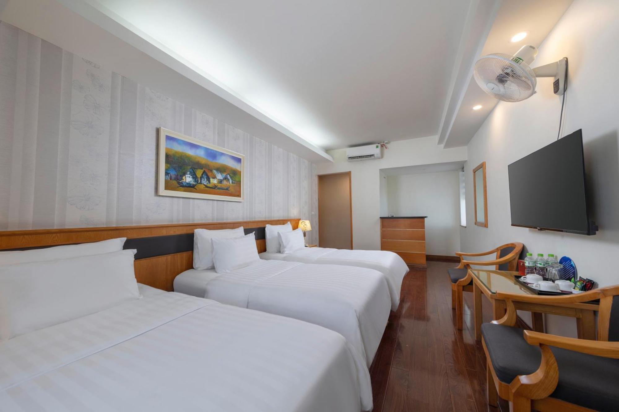 Hanoi Sky Hotel Exterior photo