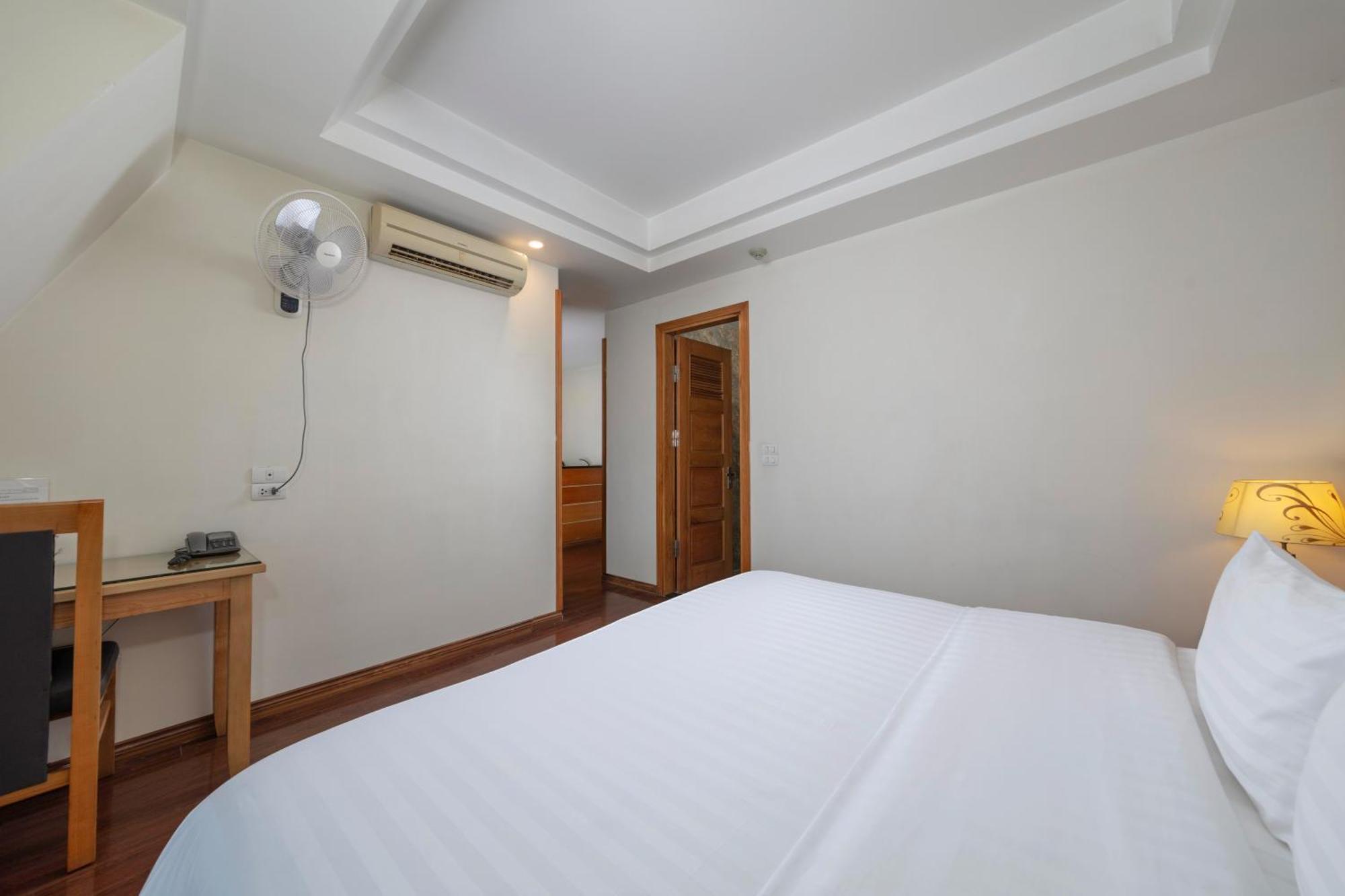 Hanoi Sky Hotel Exterior photo